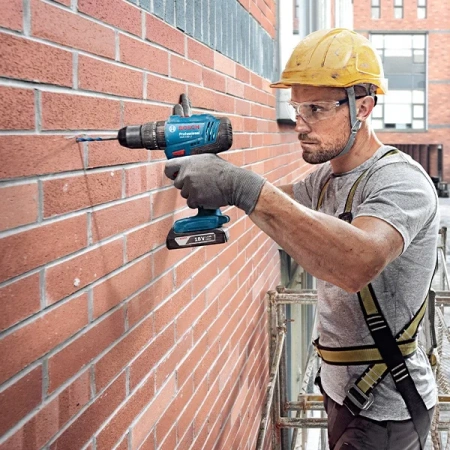 Дрель-шуруповерт аккумуляторная, ударная Bosch GSB 120-LI (2x 2.0 Ah) + набор оснастки (23 пр.)