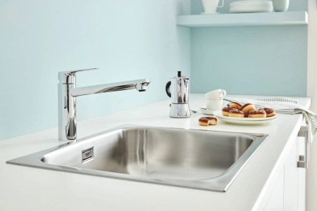 Смеситель д/к  Grohe StartCurve 31717000, средний излив